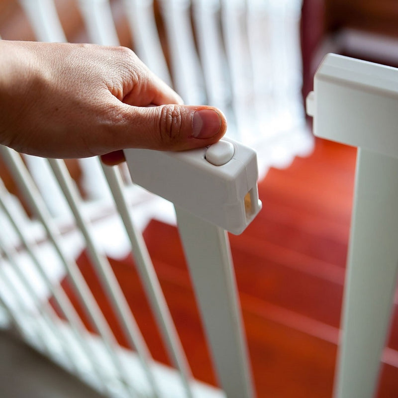 5 Common Problems With Stair Gates (And How To Solve Them)