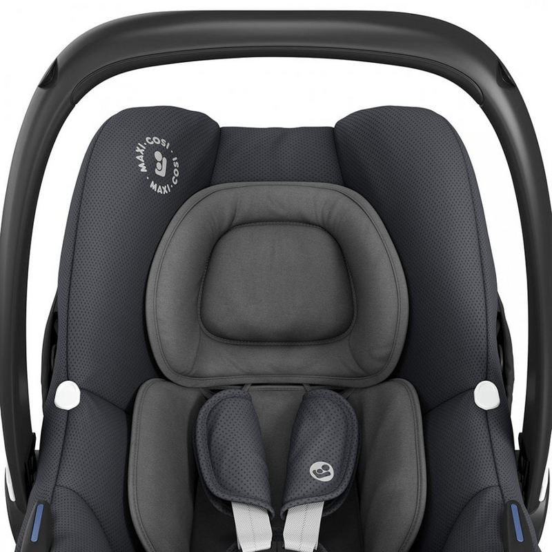 Maxi-Cosi Tinca i-Size Car Seat and FamilyFix2 ISOFIX Base – Essential Graphite