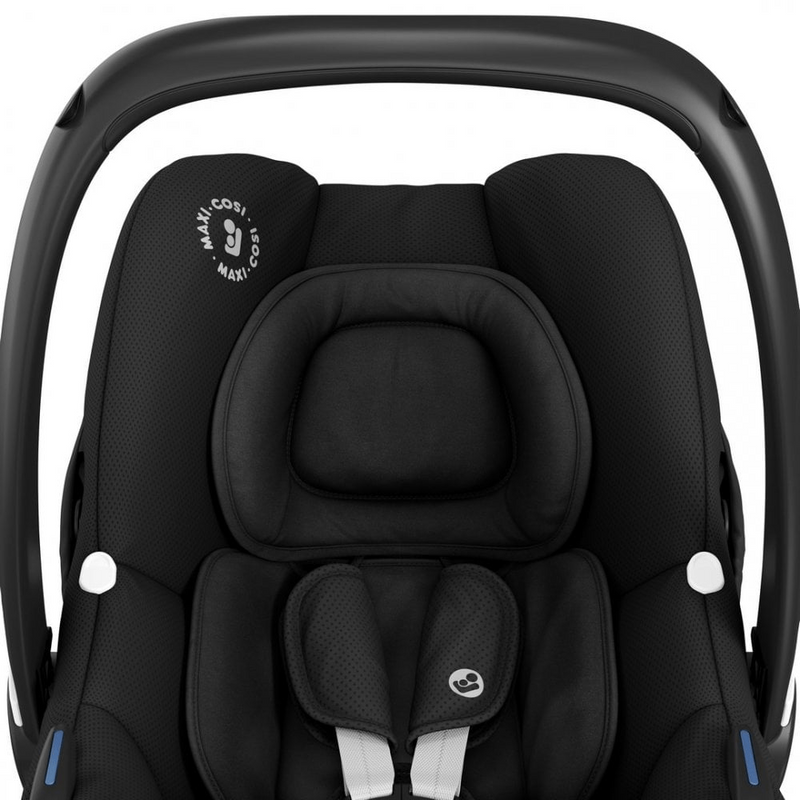 Maxi-Cosi Tinca i-Size Car Seat and FamilyFix2 Base – Essential Black