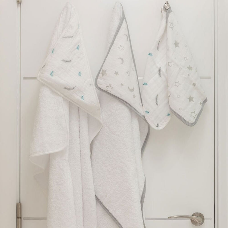 Petite Piccolo Hooded Towel and Washcloth Set - Moon and Stars