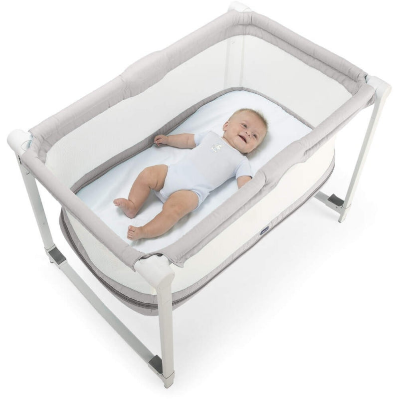 Chicco Zip and Go Travel Crib - Glacial